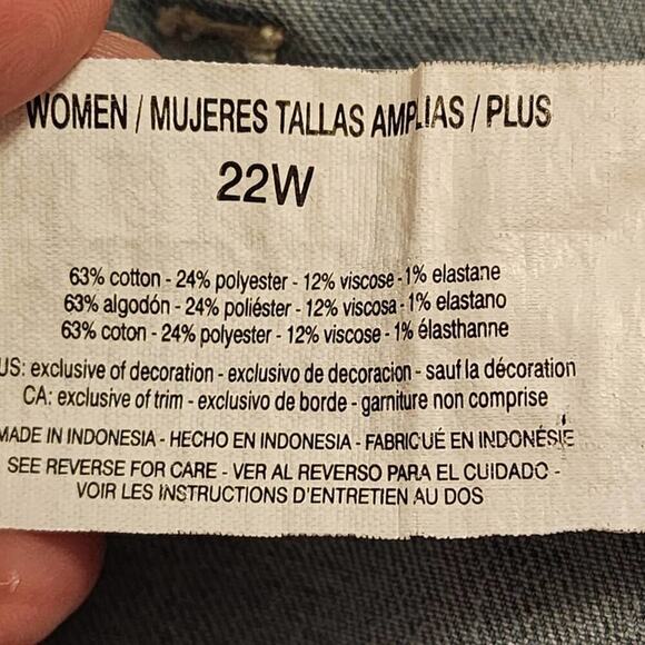 Gloria Vanderbilt Amanda floral embroidered‎ denim stretch Jean shorts plus 22 - Picture 6 of 10